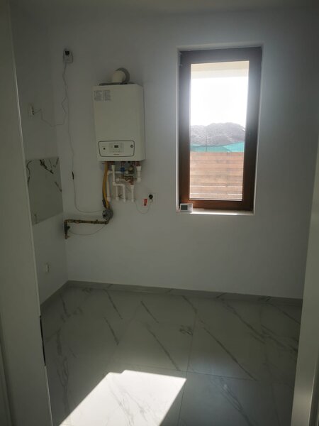 Bragadiru, Condominiu aerisit, Case la cheie