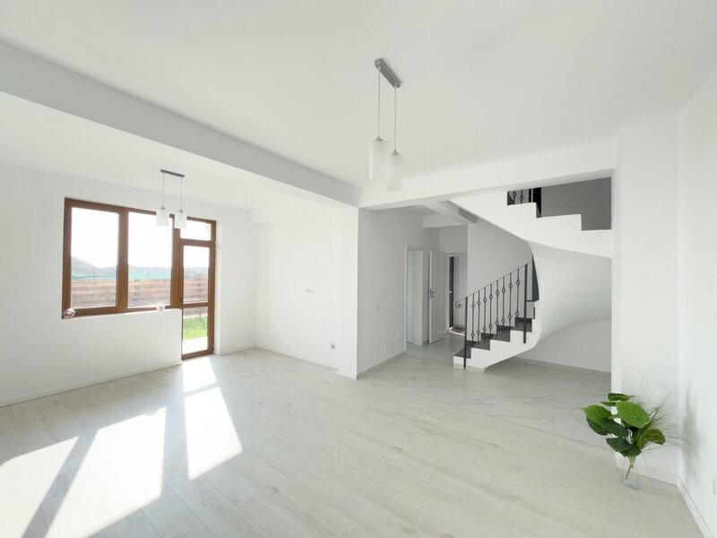 Bragadiru, Condominiu aerisit, Case la cheie